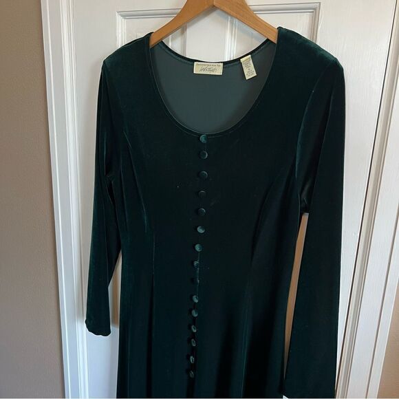 Vintage Emerald Green Velvet Long Sleeve Dress - Picture 12 of 12